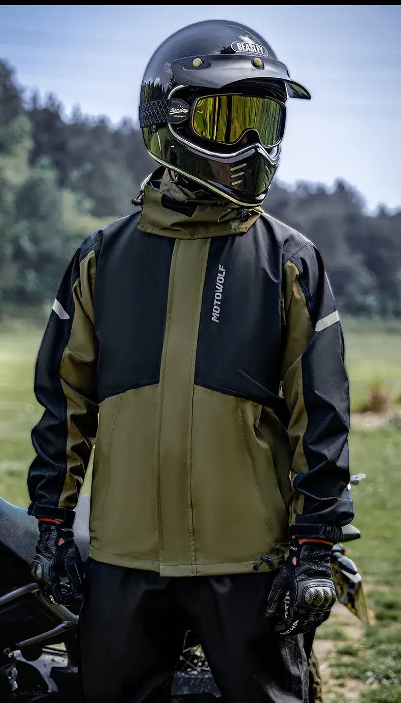 Motorcycle Raincoat Suit – Waterproof Jacket & Trousers for Camping Hiking & Cycling